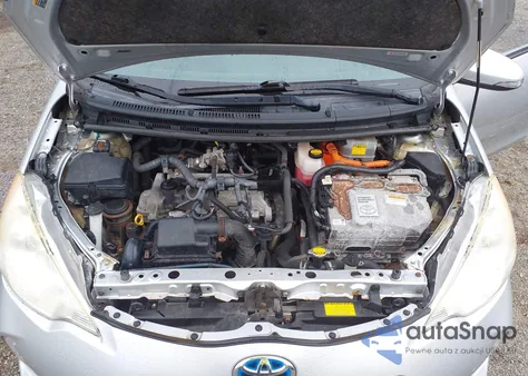 2013 Toyota Prius C Three from USA, damaged, VIN JTDKDTB3XD1051060